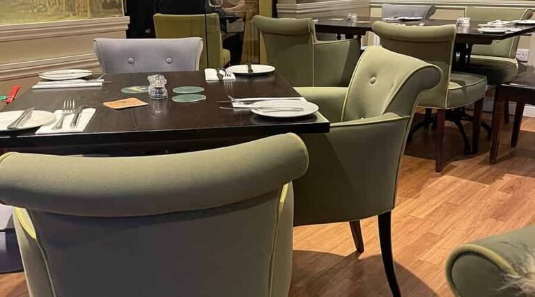 three horseshoes inn3 768x427